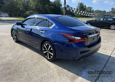 2018 Nissan Altima 2.5 from USA, damaged, VIN 1N4AL3AP4JC107180